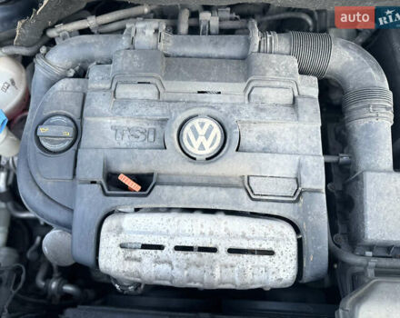 Синий Фольксваген Туран, объемом двигателя 1.4 л и пробегом 220 тыс. км за 7600 $, фото 88 на Automoto.ua