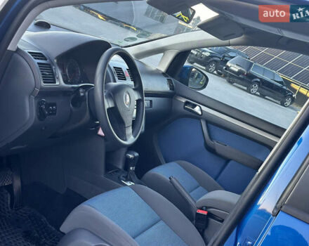 Синий Фольксваген Туран, объемом двигателя 1.4 л и пробегом 220 тыс. км за 7600 $, фото 40 на Automoto.ua