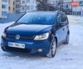 Синий Фольксваген Туран, объемом двигателя 1.97 л и пробегом 332 тыс. км за 10350 $, фото 1 на Automoto.ua