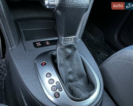 Синий Фольксваген Туран, объемом двигателя 1.4 л и пробегом 220 тыс. км за 7600 $, фото 53 на Automoto.ua