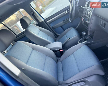 Синий Фольксваген Туран, объемом двигателя 1.4 л и пробегом 220 тыс. км за 7600 $, фото 75 на Automoto.ua