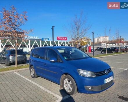 Синий Фольксваген Туран, объемом двигателя 1.6 л и пробегом 282 тыс. км за 8400 $, фото 4 на Automoto.ua