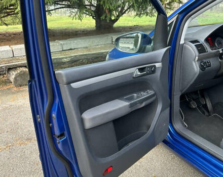 Синий Фольксваген Туран, объемом двигателя 1.4 л и пробегом 172 тыс. км за 8299 $, фото 35 на Automoto.ua