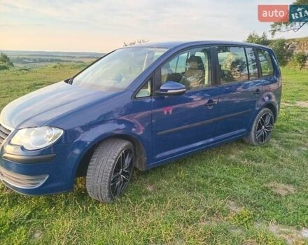 Синій Фольксваген Туран, об'ємом двигуна 1.9 л та пробігом 266 тис. км за 8200 $, фото 12 на Automoto.ua
