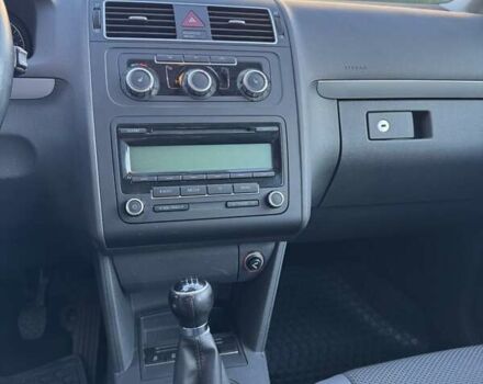 Синий Фольксваген Туран, объемом двигателя 1.6 л и пробегом 252 тыс. км за 8500 $, фото 21 на Automoto.ua