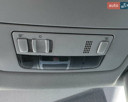 Синий Фольксваген Туран, объемом двигателя 1.4 л и пробегом 220 тыс. км за 7600 $, фото 56 на Automoto.ua