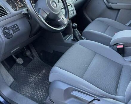 Синий Фольксваген Туран, объемом двигателя 1.6 л и пробегом 252 тыс. км за 8500 $, фото 15 на Automoto.ua