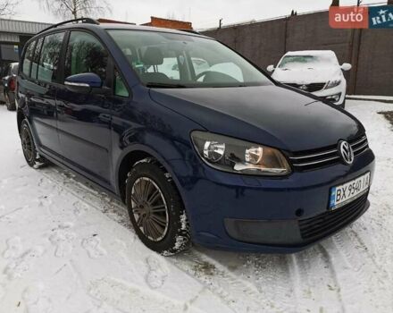 Синий Фольксваген Туран, объемом двигателя 1.6 л и пробегом 252 тыс. км за 8400 $, фото 4 на Automoto.ua