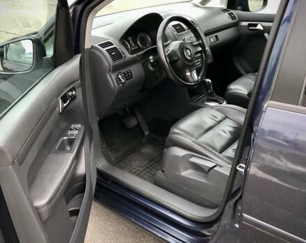 Синій Фольксваген Туран, об'ємом двигуна 1.39 л та пробігом 225 тис. км за 8500 $, фото 6 на Automoto.ua