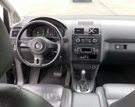 Синій Фольксваген Туран, об'ємом двигуна 1.39 л та пробігом 225 тис. км за 8500 $, фото 13 на Automoto.ua