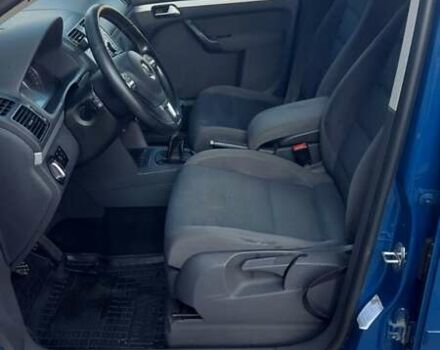 Синий Фольксваген Туран, объемом двигателя 1.97 л и пробегом 338 тыс. км за 10000 $, фото 19 на Automoto.ua