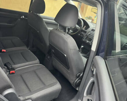 Синій Фольксваген Туран, об'ємом двигуна 1.6 л та пробігом 286 тис. км за 10600 $, фото 13 на Automoto.ua