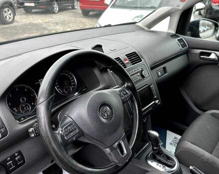 Синий Фольксваген Туран, объемом двигателя 1.6 л и пробегом 267 тыс. км за 9500 $, фото 10 на Automoto.ua
