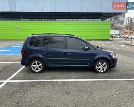 Синій Фольксваген Туран, об'ємом двигуна 1.2 л та пробігом 216 тис. км за 9500 $, фото 3 на Automoto.ua
