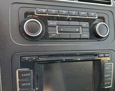 Синий Фольксваген Туран, объемом двигателя 1.6 л и пробегом 284 тыс. км за 9500 $, фото 12 на Automoto.ua