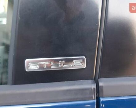 Синий Фольксваген Туран, объемом двигателя 1.97 л и пробегом 338 тыс. км за 10000 $, фото 42 на Automoto.ua