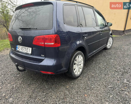 Синій Фольксваген Туран, об'ємом двигуна 1.6 л та пробігом 286 тис. км за 10600 $, фото 2 на Automoto.ua