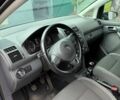 Синий Фольксваген Туран, объемом двигателя 1.6 л и пробегом 220 тыс. км за 11200 $, фото 5 на Automoto.ua