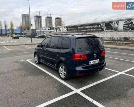 Синій Фольксваген Туран, об'ємом двигуна 1.2 л та пробігом 216 тис. км за 9500 $, фото 6 на Automoto.ua