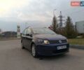 Синий Фольксваген Туран, объемом двигателя 1.6 л и пробегом 385 тыс. км за 8200 $, фото 1 на Automoto.ua