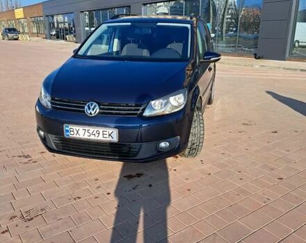 Синий Фольксваген Туран, объемом двигателя 1.6 л и пробегом 284 тыс. км за 9500 $, фото 3 на Automoto.ua