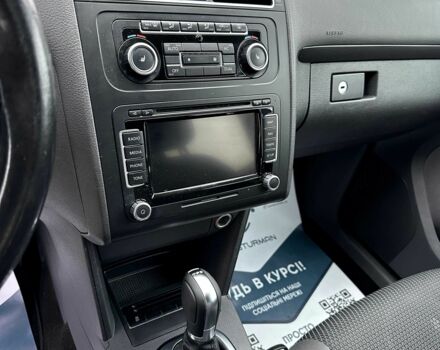 Синий Фольксваген Туран, объемом двигателя 1.6 л и пробегом 267 тыс. км за 9500 $, фото 12 на Automoto.ua