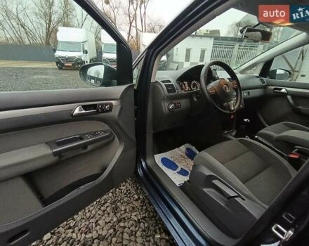 Синий Фольксваген Туран, объемом двигателя 2 л и пробегом 289 тыс. км за 11999 $, фото 15 на Automoto.ua