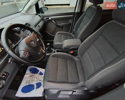 Синий Фольксваген Туран, объемом двигателя 2 л и пробегом 289 тыс. км за 11999 $, фото 18 на Automoto.ua