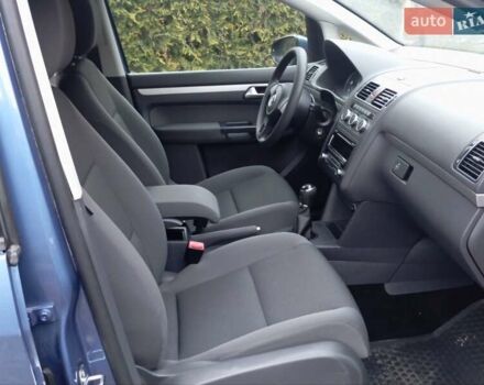 Синий Фольксваген Туран, объемом двигателя 1.2 л и пробегом 160 тыс. км за 7650 $, фото 35 на Automoto.ua