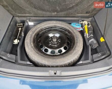 Синий Фольксваген Туран, объемом двигателя 2 л и пробегом 292 тыс. км за 11700 $, фото 24 на Automoto.ua