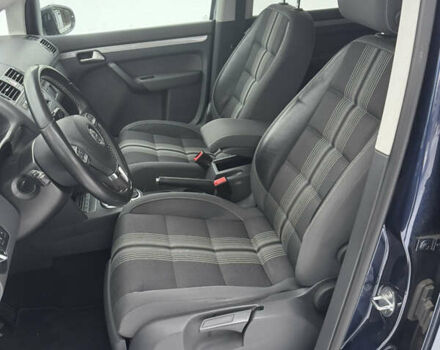 Синий Фольксваген Туран, объемом двигателя 2 л и пробегом 248 тыс. км за 12700 $, фото 12 на Automoto.ua