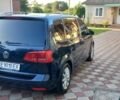 Синий Фольксваген Туран, объемом двигателя 2 л и пробегом 300 тыс. км за 13000 $, фото 1 на Automoto.ua