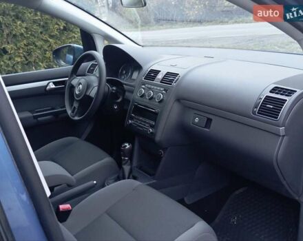 Синий Фольксваген Туран, объемом двигателя 1.2 л и пробегом 160 тыс. км за 7650 $, фото 36 на Automoto.ua