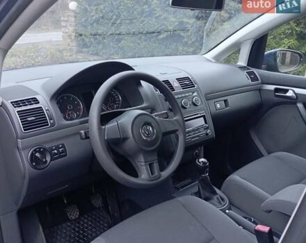 Синий Фольксваген Туран, объемом двигателя 1.2 л и пробегом 160 тыс. км за 7650 $, фото 32 на Automoto.ua