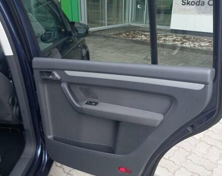 Синий Фольксваген Туран, объемом двигателя 1.97 л и пробегом 266 тыс. км за 12700 $, фото 2 на Automoto.ua