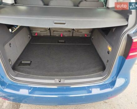 Синий Фольксваген Туран, объемом двигателя 2 л и пробегом 292 тыс. км за 11700 $, фото 21 на Automoto.ua