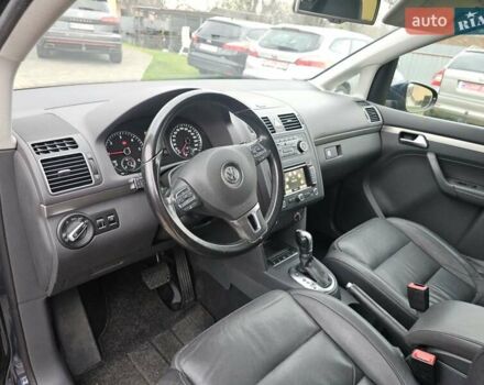 Синий Фольксваген Туран, объемом двигателя 1.6 л и пробегом 252 тыс. км за 11850 $, фото 20 на Automoto.ua