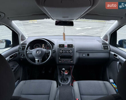 Синій Фольксваген Туран, об'ємом двигуна 1.39 л та пробігом 203 тис. км за 8999 $, фото 20 на Automoto.ua