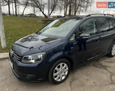 Синій Фольксваген Туран, об'ємом двигуна 1.6 л та пробігом 233 тис. км за 12100 $, фото 1 на Automoto.ua