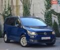 Синій Фольксваген Туран, об'ємом двигуна 2 л та пробігом 188 тис. км за 10999 $, фото 1 на Automoto.ua