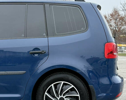 Синій Фольксваген Туран, об'ємом двигуна 1.39 л та пробігом 203 тис. км за 8999 $, фото 9 на Automoto.ua