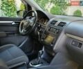 Синій Фольксваген Туран, об'ємом двигуна 2 л та пробігом 188 тис. км за 10999 $, фото 32 на Automoto.ua