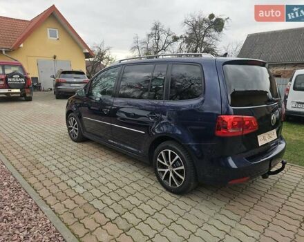 Синий Фольксваген Туран, объемом двигателя 1.6 л и пробегом 252 тыс. км за 11850 $, фото 6 на Automoto.ua