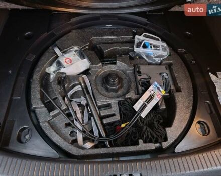 Синий Фольксваген Туран, объемом двигателя 2 л и пробегом 289 тыс. км за 11999 $, фото 12 на Automoto.ua