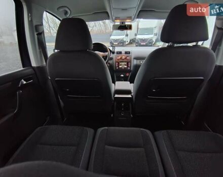 Синий Фольксваген Туран, объемом двигателя 2 л и пробегом 289 тыс. км за 11999 $, фото 20 на Automoto.ua