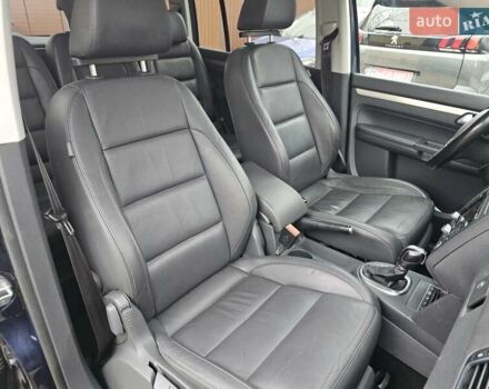 Синий Фольксваген Туран, объемом двигателя 1.6 л и пробегом 252 тыс. км за 11850 $, фото 30 на Automoto.ua