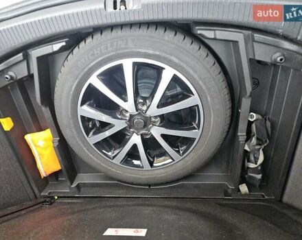 Синий Фольксваген Туран, объемом двигателя 1.6 л и пробегом 252 тыс. км за 11850 $, фото 28 на Automoto.ua