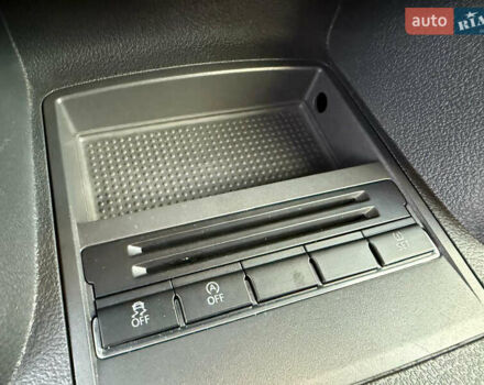 Синий Фольксваген Туран, объемом двигателя 2 л и пробегом 278 тыс. км за 11600 $, фото 23 на Automoto.ua