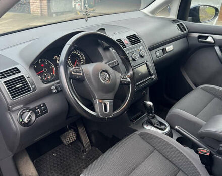 Синій Фольксваген Туран, об'ємом двигуна 1.97 л та пробігом 280 тис. км за 12200 $, фото 11 на Automoto.ua