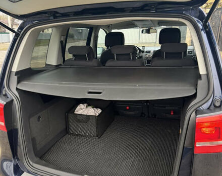 Синій Фольксваген Туран, об'ємом двигуна 1.97 л та пробігом 280 тис. км за 12200 $, фото 8 на Automoto.ua